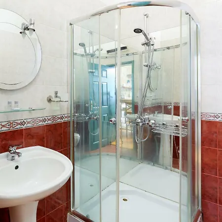 Quintessentially One Bedroom Top Location ソフィア